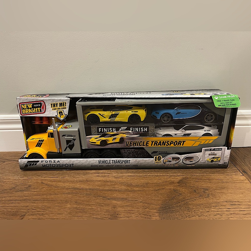 Forza Motorsport Vehicle transporter toy